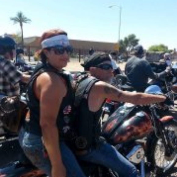 Meet your Posher, Shells - Picture 2 of 3